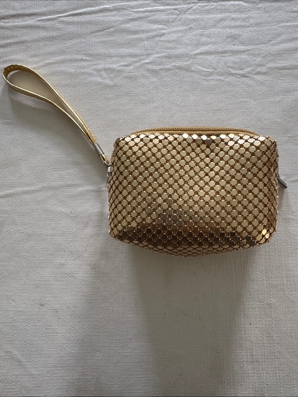 Gold Sequin Wristlet Clutch - Elegant Evening Bag
Never used